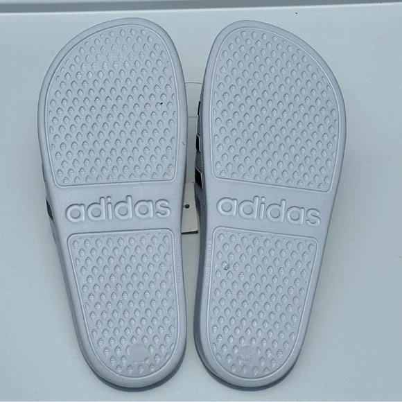 NEW ADIDAS Adilette Unisex Slides Sandals - Picture 3 of 4